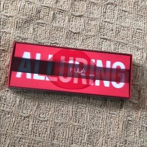 NWT Huda beauty liquid matte lipstick